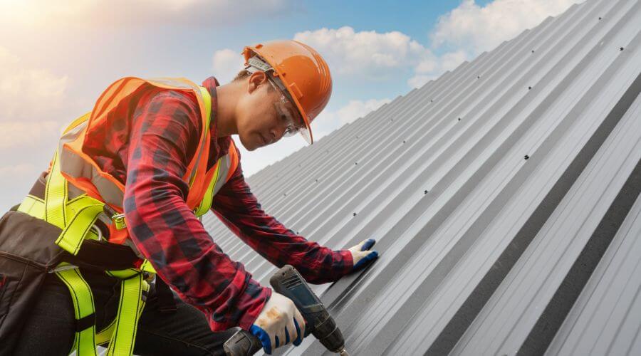 Professional Emergency Roof Repairs services in Elk Creek, NE